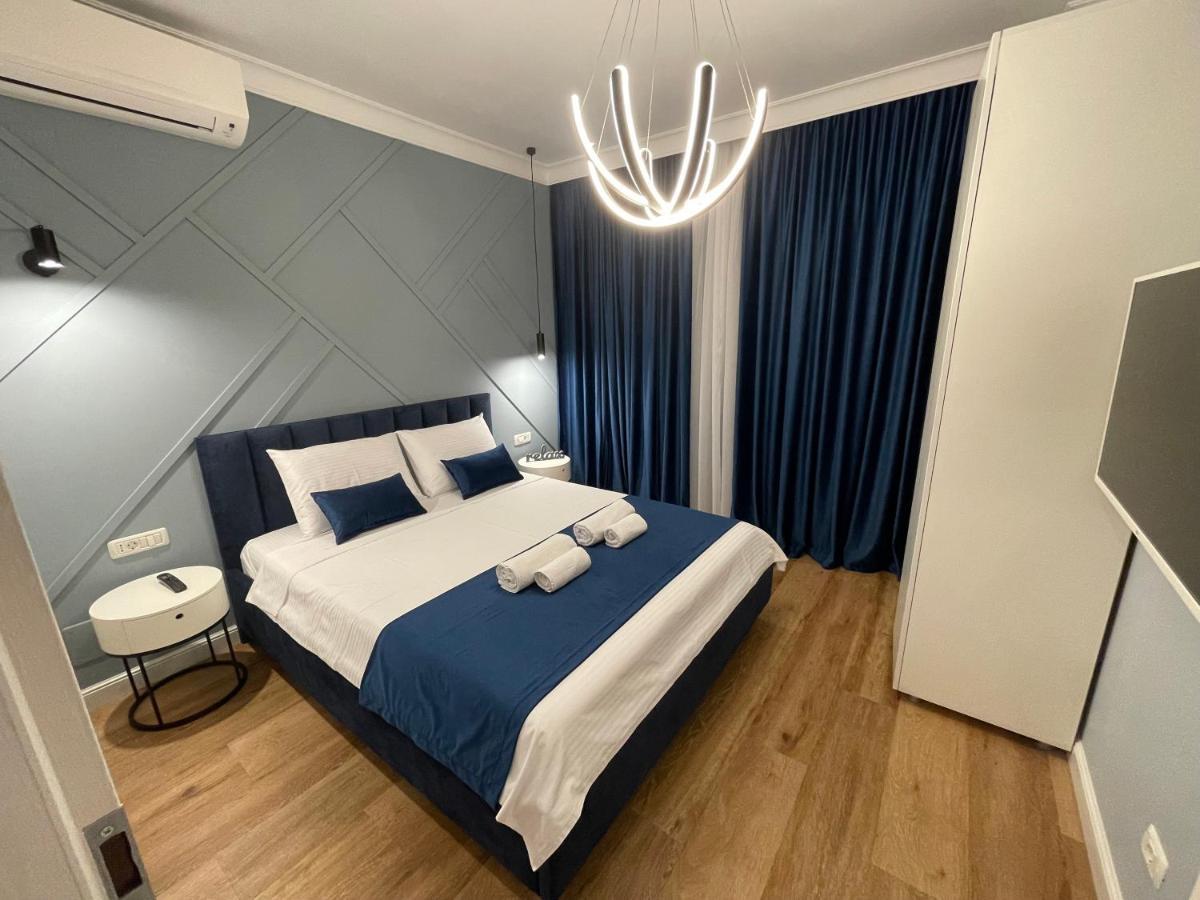 415 Mamaia
